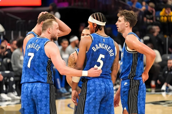 残阵对决上演逆转好戏 猛龙1分险胜魔术豪取两连胜